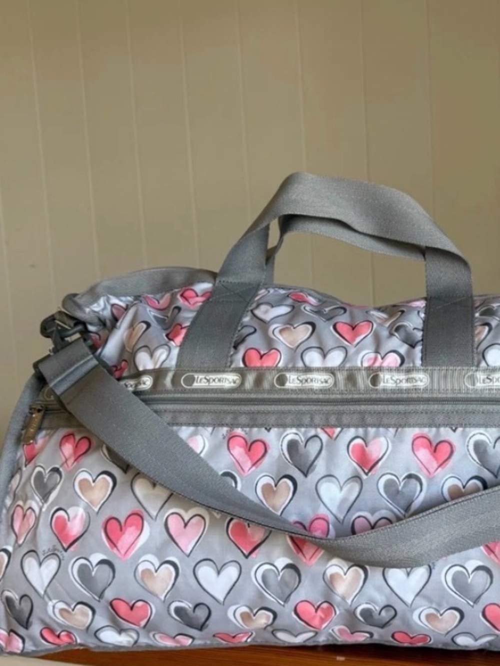 Lesportsac Gray Duffel weekender travel bag Pink & White Heart Print